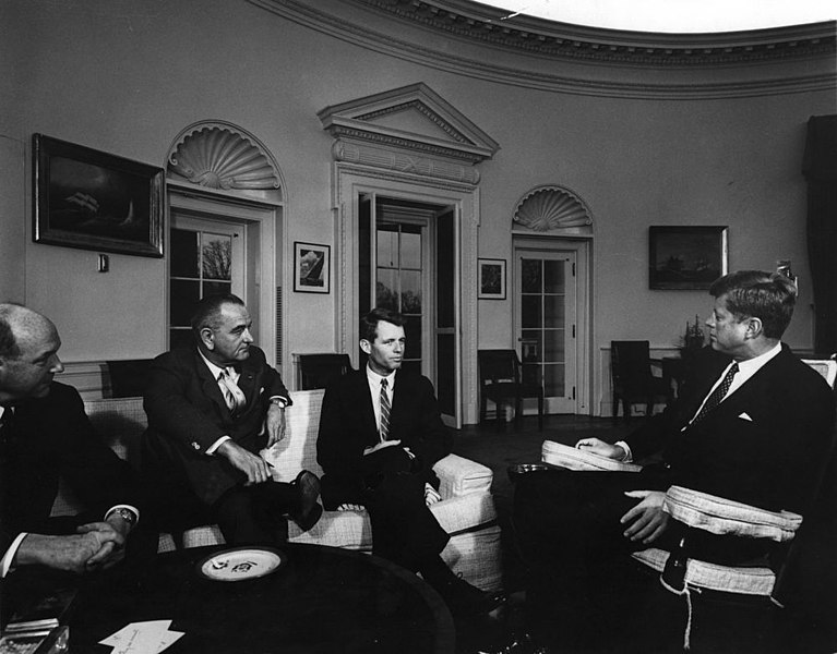 File:President John F. Kennedy and Others Meet with Attorney General Robert F. Kennedy.jpg