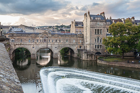 Avon Nehri üzerindeki tarihî Pulteney Köprüsü, Bath, İngiltere. (Üreten:Poco a poco)