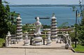 * Nomination The deities of Hong San Tze Temple overlooking Sandakan Bay --Cccefalon 15:14, 16 November 2013 (UTC) * Decline Spoilt by wires. --Mattbuck 23:59, 19 November 2013 (UTC)