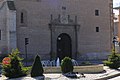 Fuente frente Iglesia Santiago