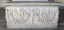Sarcophagus of Gaius Bellicus Natalis Tebanianus, c. 110 Sarcofago 05 di Caius Bellicus Natalis Tebanianus (110 dc ca.), 01.JPG