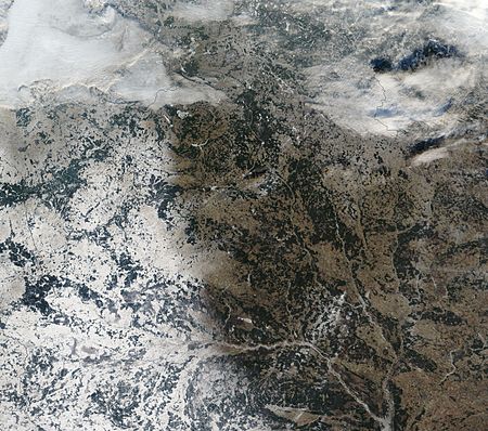 Tập_tin:Satellite_image_of_Belarus_in_December_2002.jpg