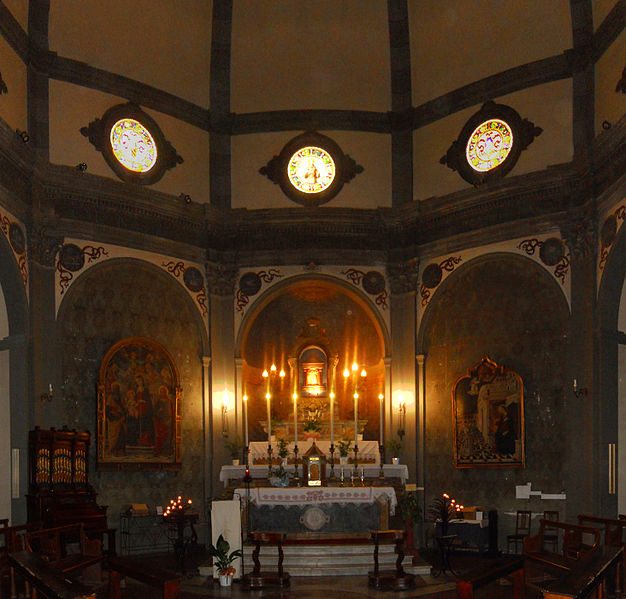 File:Sinalunga, chiesa di San Bernardino - Cappella della Madonna del Rifugio..jpg