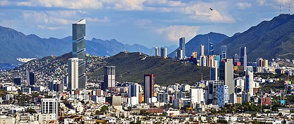 Image: Skyline de Monterrey (cropped)