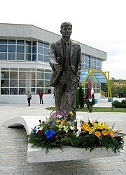 Споменик Зорану Ђинђићу у Прокупљу, Србија