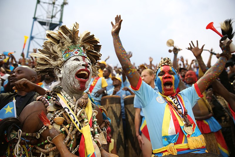 File:Stade National Amahoro, Kigali, Rwanda - des supporteurs congolais laissent éclater leur joie lors de la finale du CHAN qui opposait la RD Congo au Mali ce dimanche 8 février. (24866284806).jpg
