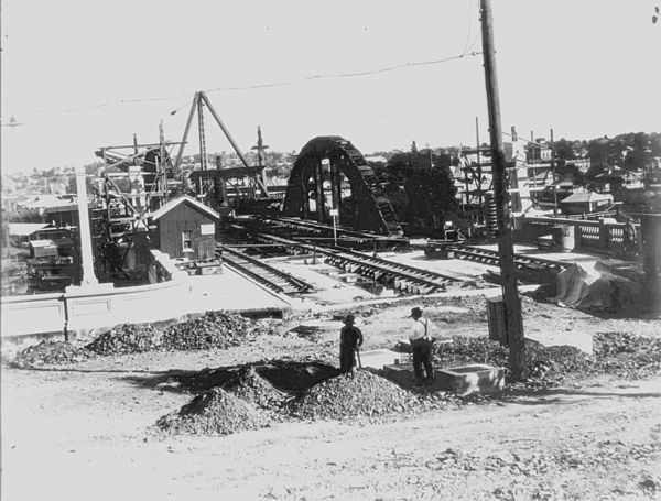 Construction of the William Jolly Bridge, Brisbane, c. 1931