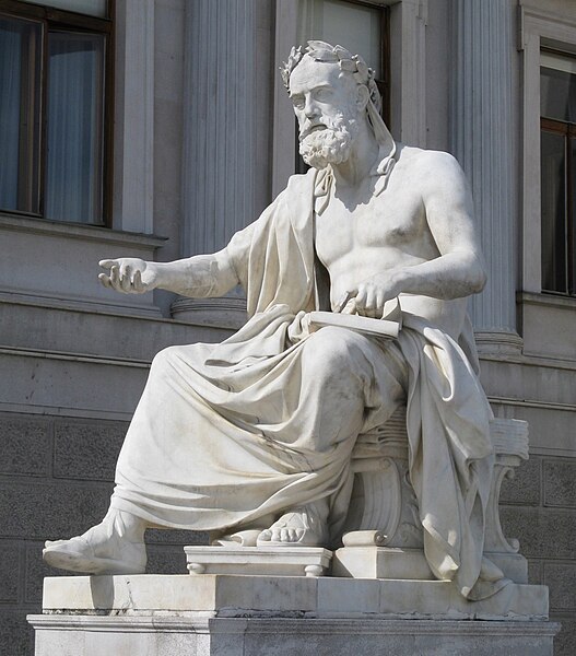 File:Statue of Xenophon in front of the austrian parliament.jpg