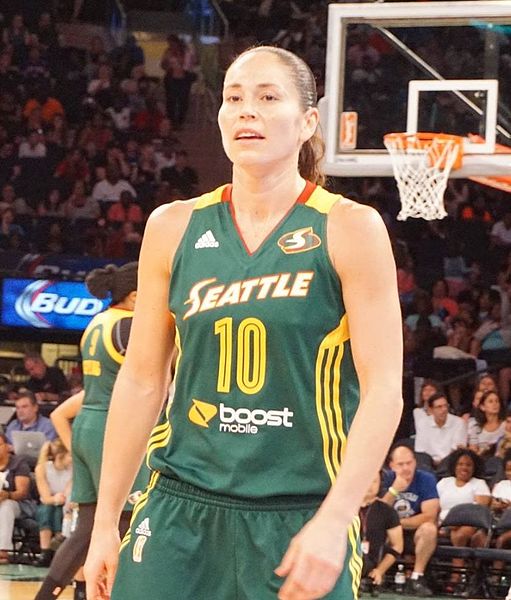 File:Sue Bird at 2 August 2015 game cropped.jpg