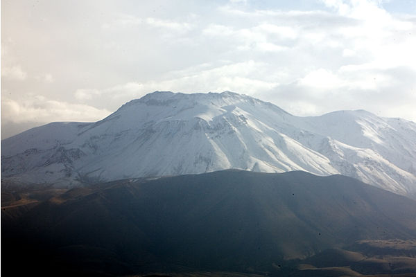 Mount Süphan in October 2007