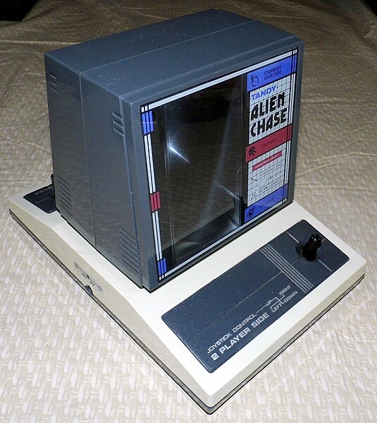 File:Tandy Alien Chase (Radio Shack), Cat. No. 60-2186, 1 or 2 Player Game (2 Screens), Made in Japan, Circa 1984 (LED Handheld Electronic Game).jpg