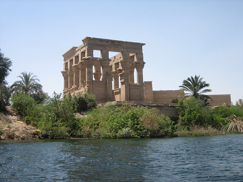 File:Temple of Philae (2428397796).jpg