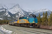 Trenul lângă Jasper, Alberta