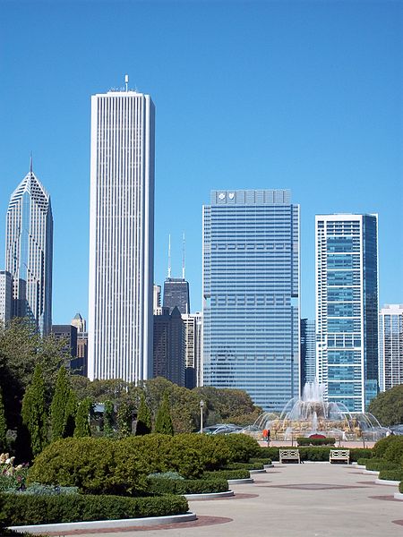 File:Tiffany Foundation Garden in Grant Park.JPG