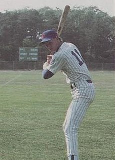 Tom Riginos American baseball coach and former player