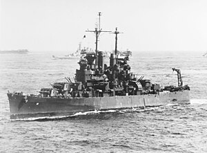USS Santa Fe (CL-60) 1944 жылғы 12 желтоқсанда теңізде (80-G-301357) .jpg