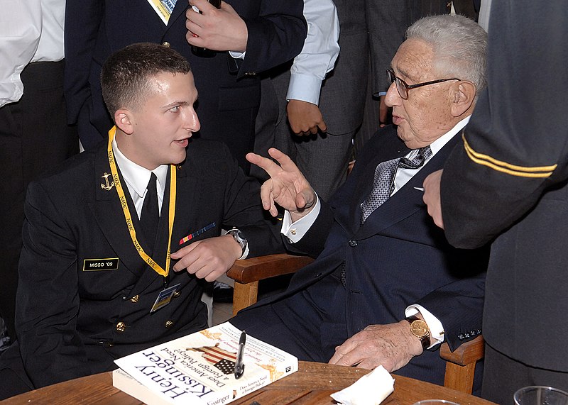 File:US Navy 070411-N-5390M-002 Former National Security Advisor and Secretary of State Dr. Henry A. Kissinger talks with Midshipman 3rd Class Roger Misso after an address to the Brigade of Midshipmen at the U.S. Naval Academy.jpg
