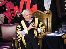 Peterson as Chancellor of the University of Toronto in 2009 UofT Grad David Peterson (3640957832).jpg