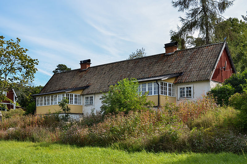 File:Utö September 2012 01.jpg