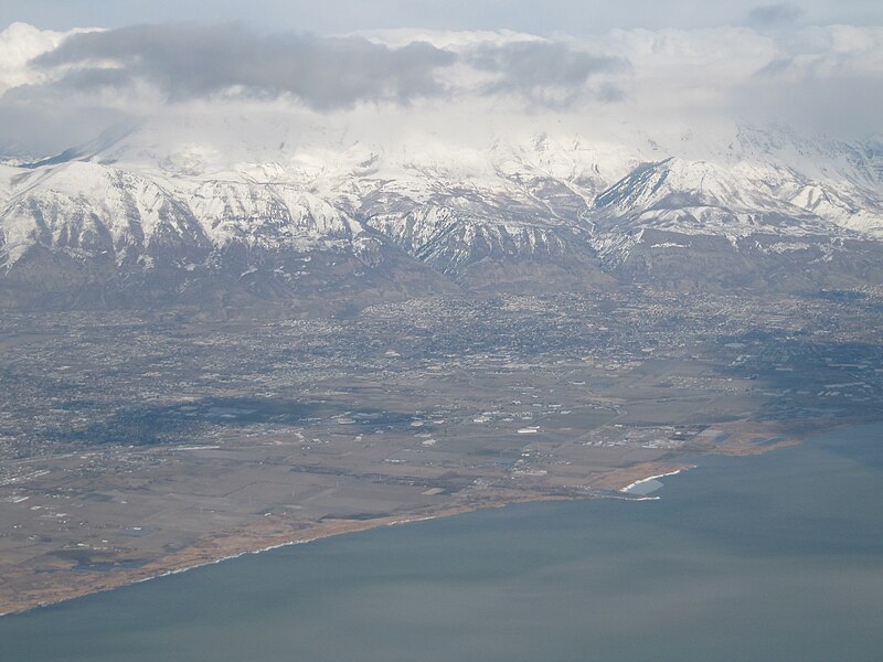 File:Utah Lake and northwest Utah Valley, Mar 10.jpg