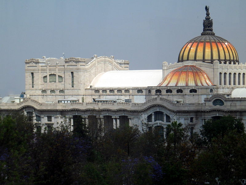 File:Vista del Palacio de Bellas Artes desde el Museo de la Memoria y Tolerancia.JPG