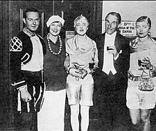 William Acton, Margot Bendir, Elizabeth Ponsonby, Harry Melville, Babe Plunket Greene a David Tennant, párty 1928