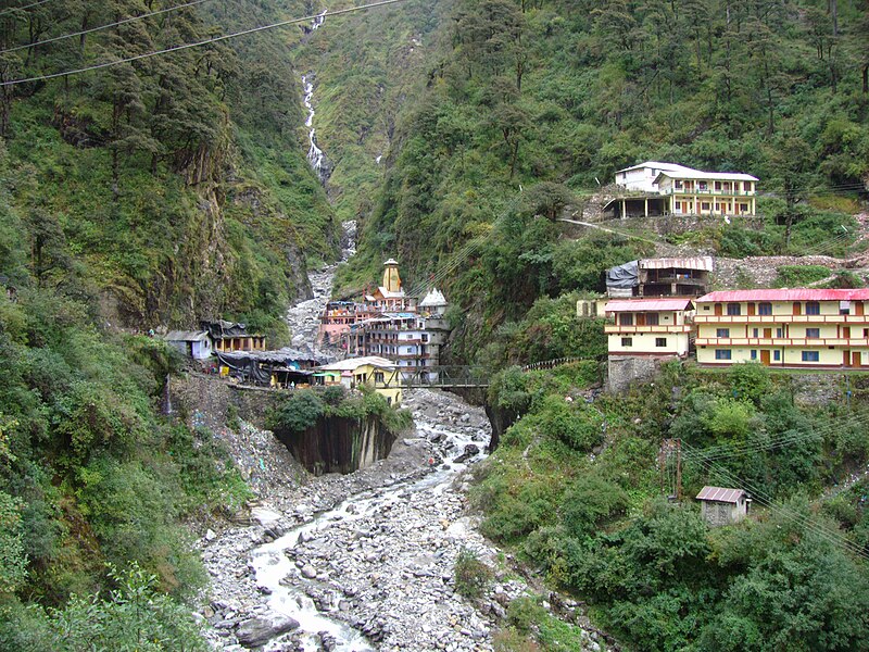 800px-Yamunotri_temple_and_ashram.jpg?profile=RESIZE_710x