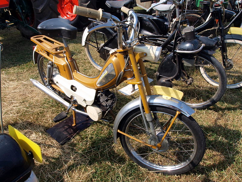 File:Yellow Flandria moped.JPG