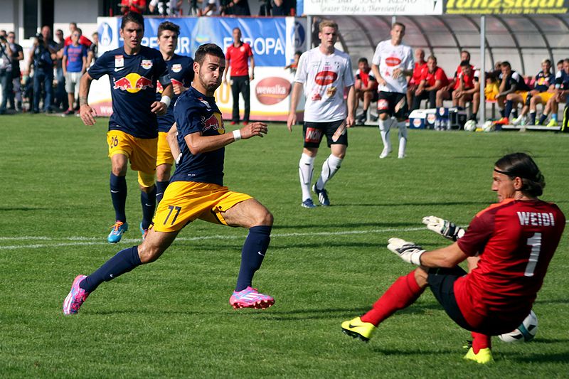 File:1. SC Sollenau vs. FC Red Bull Salzburg 2014-07-12 (154).jpg