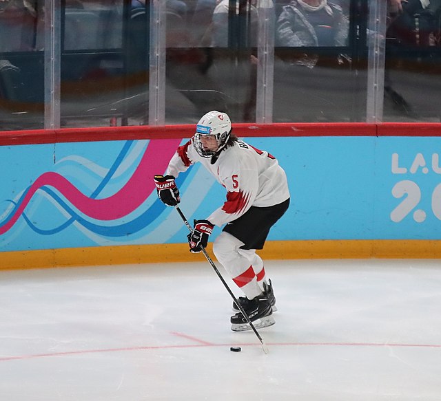 Description de l'image 2020-01-20 Ice hockey at the 2020 Winter Youth Olympics – Men's tournament – Preliminary round – Finland vs. Switzerland (Martin Rulsch) 077.jpg.