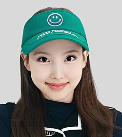 Nayeon vuonna 2022