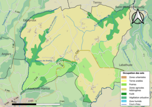 Kolorowa mapa przedstawiająca użytkowanie gruntów.