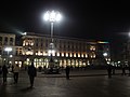 La piazza di note / The square by night.