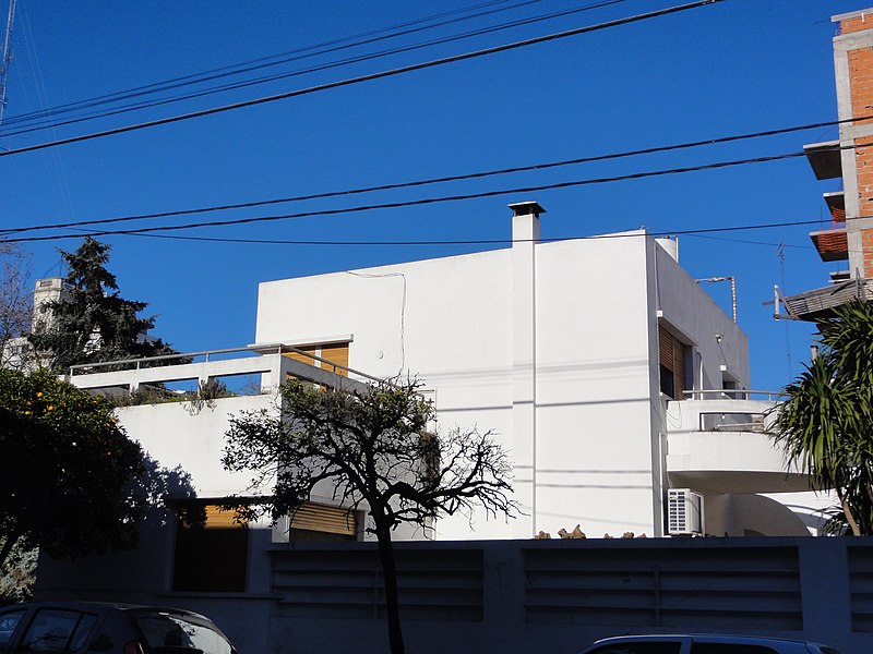 File:AR-Fortunato-Azul-Vivienda Familiar-004.jpg