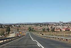 Entering Aliwal North from the west on the R58 Aliwal North-001.JPG