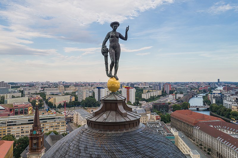 File:Altes Stadthaus B-Mitte 08-2017 img1.jpg