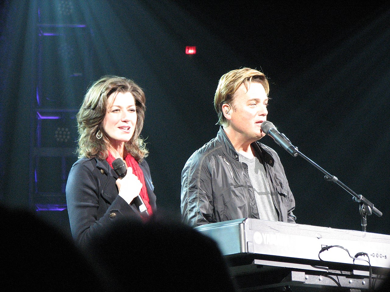 File Amy Grant And Michael W Smith Jpg Wikipedia