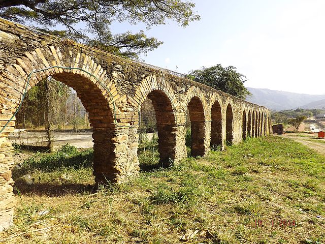 Old Aqueduct of the Hacienda Tiquire Flores, 17th Century, El Consejo, Aragua State