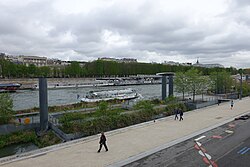 Jardins de l&#039;Archipel des Berges-de-Seine-Niki-de-Saint-Phalle