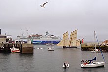 Arrivée de la Route des Princes - Roscoff 2013 03.JPG