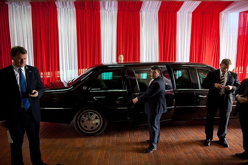 File:Barack Obama's limousine at Istiqlal Mosque.jpg