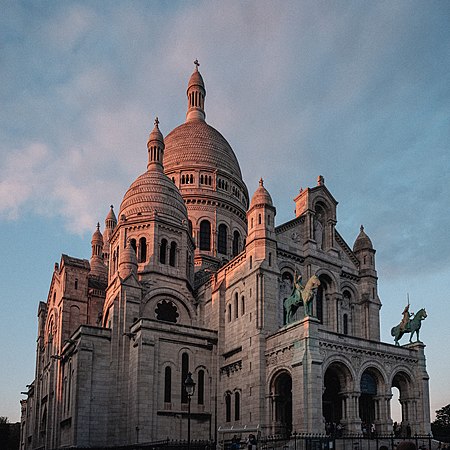 30 septembre — Basilique du Sacré-Cœur de Montmartre Photograph: Maxime Gruss (CC BY-SA-4.0)