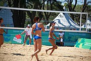 Deutsch: Beachvolleyball bei den Olympischen Jugendspielen 2018; Tag 8, 14. Oktober 2018; Mädchen, Achtelfinale – Mexiko-China 0:2 (15–21/16–21) English: Beach volleyball at the 2018 Summer Youth Olympics at 14 October 2018 – Girls Round of 16 – Mexico-China 0:2 (15–21/16–21)