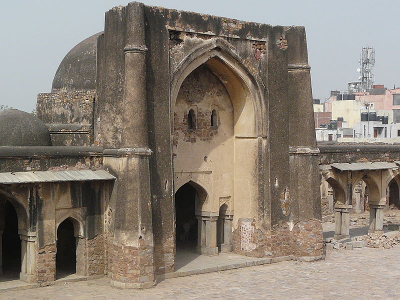 File:Begumpuri Masjid Central pishtaq (3363423962).jpg