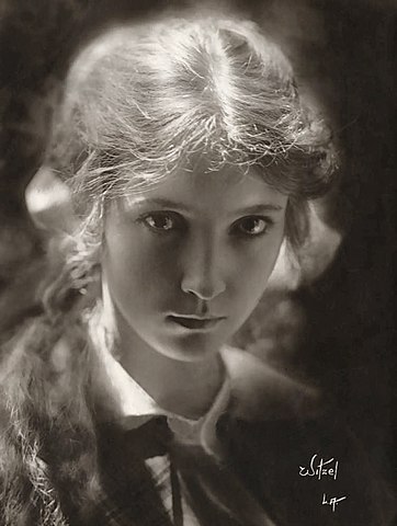 File:Bessie Love Witzel 1.jpg - Wikimedia