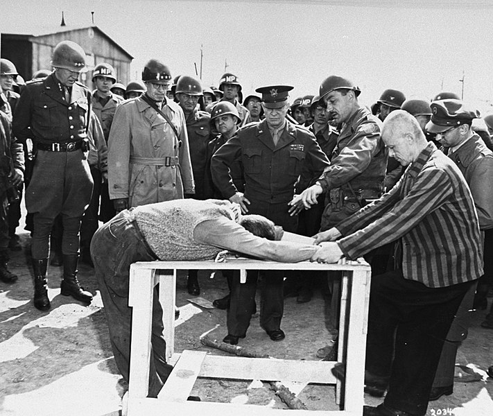 File:Buchenwald Eisenhower torture demonstration 63511.jpg