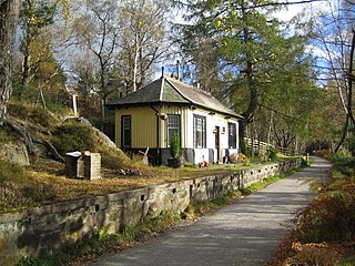 <span class="mw-page-title-main">Cambus O'May railway station</span> Disused railway station in Scotland