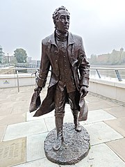 Capability Brown statue, Hammersmith 20201105 114347 (50568707343).jpg
