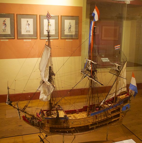 File:Castle of Good Hope - model of the Africa ship.jpg