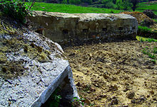 Bunker located in the outskirts of Oviedo, erected during the siege of the city. Cercodeoviedo.jpg